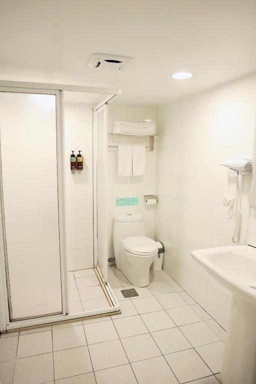 Koupelna v ubytování 歐法行旅 O Fun Hotel