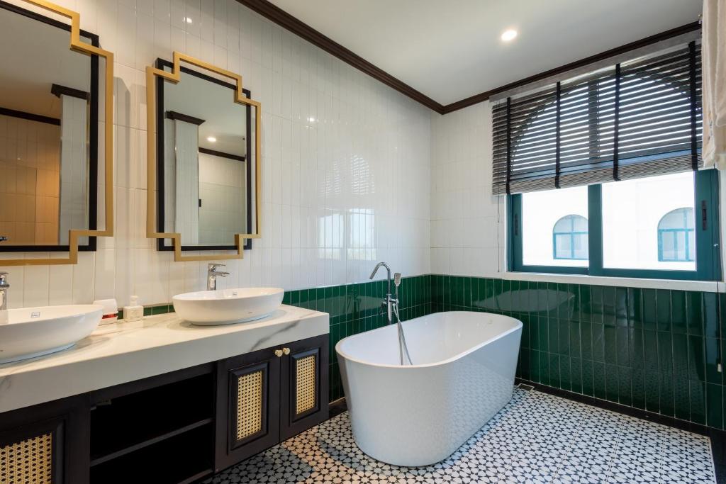 Phòng tắm tại Stella Marina Boutique Hotel