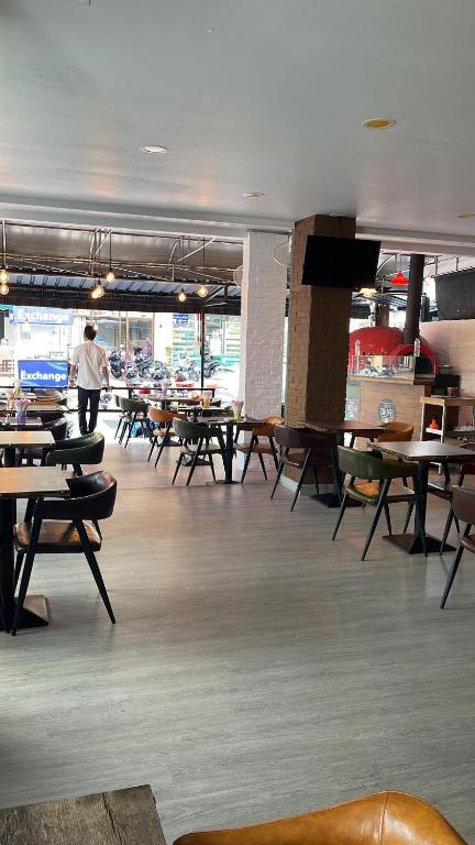 PATONG BLUE HOTEL - Resim 5