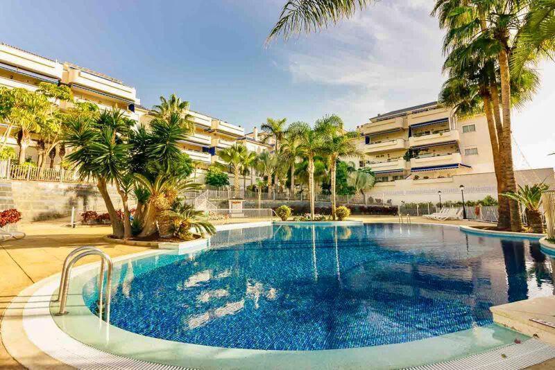 Spacious Apartment with Direct Ocean Views