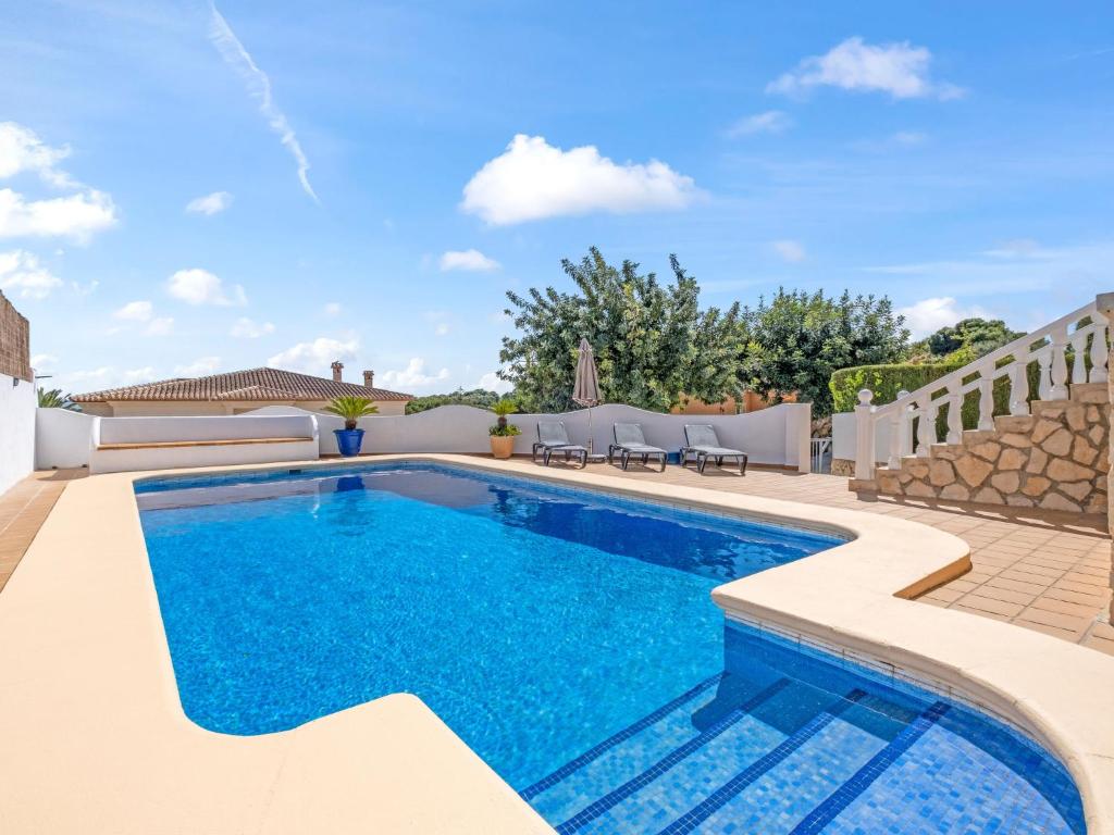 Bazén v ubytování Holiday Home Himalaya by Interhome nebo v jeho okolí