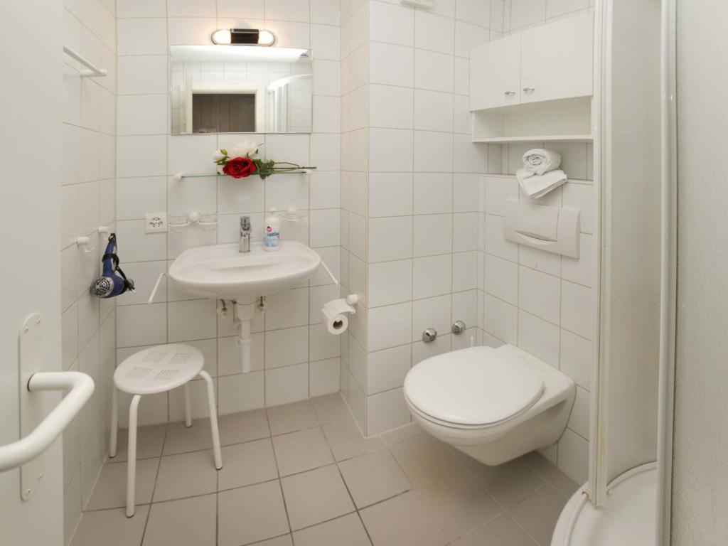 Bagno di Apartment Arlette Nr- 34 by Interhome