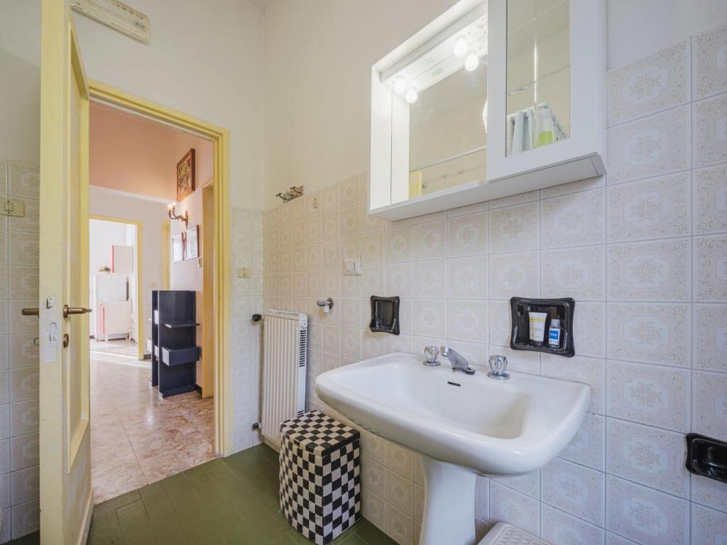 Kúpeľňa v ubytovaní Apartment Compiano by Interhome