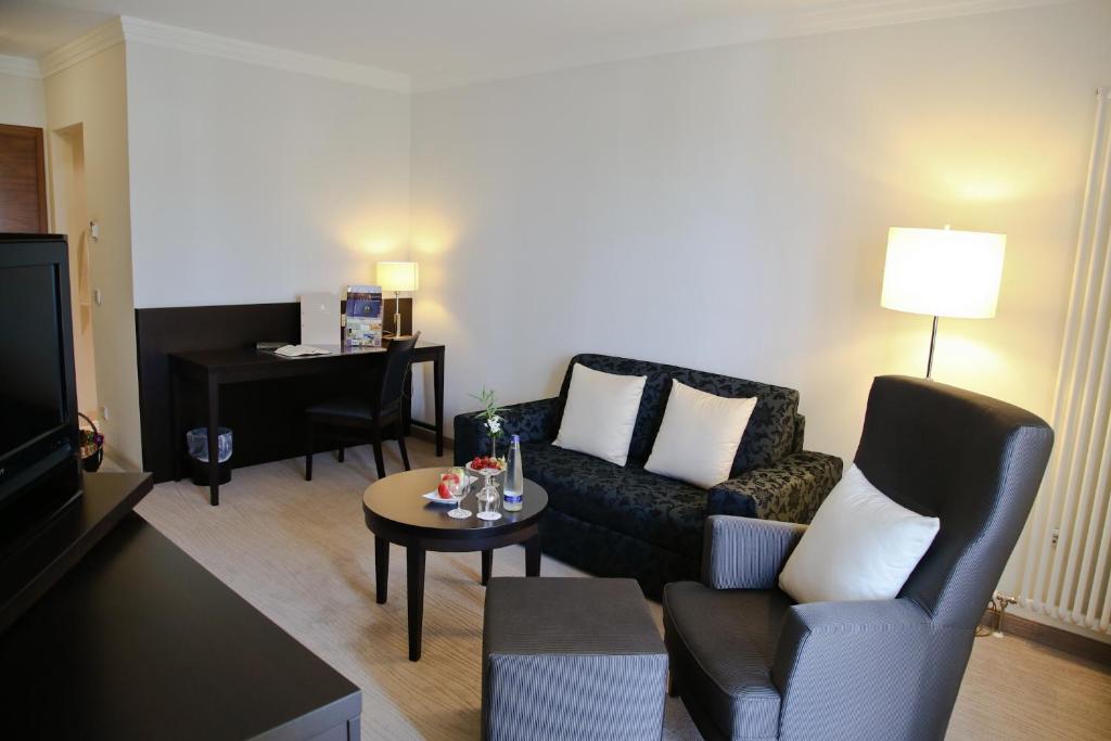 Holzapfel - Deluxe South Double Room In The Wellness Hotel