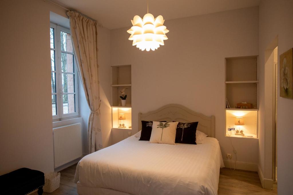 CHATEAU DE QUINCEY - Quadruple Room With Terrace