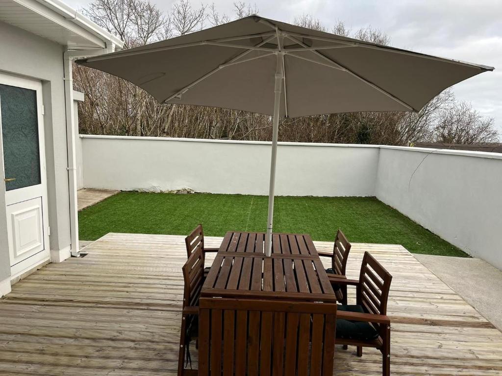 Patio nebo venkovní prostory v ubytování Bay Area House, Spiddal