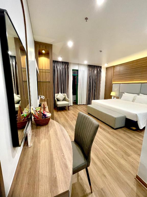 Central Halong Hotel - 5