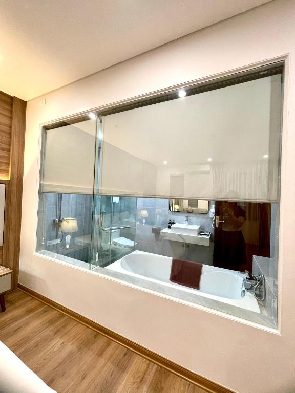 Central Halong Hotel - 9