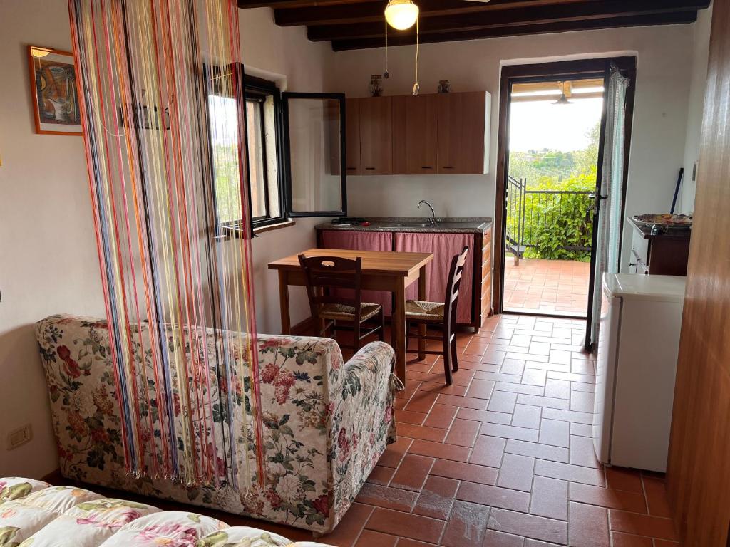 Poggio Baroni Agriturismo - Studio Apartment