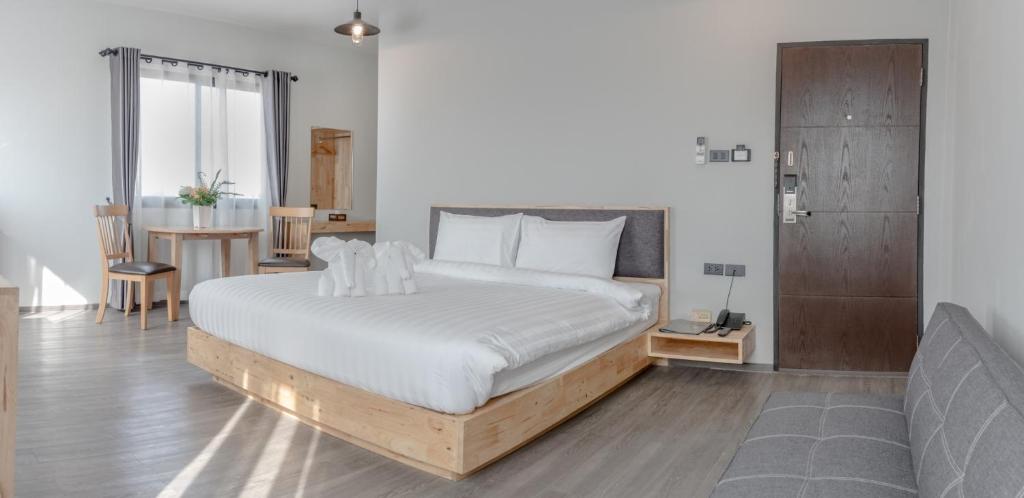 Peppery Hills - Resim 2