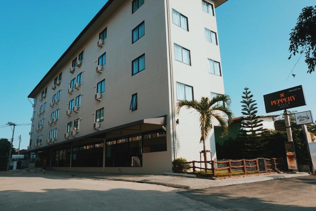 Peppery Hills - Resim 7