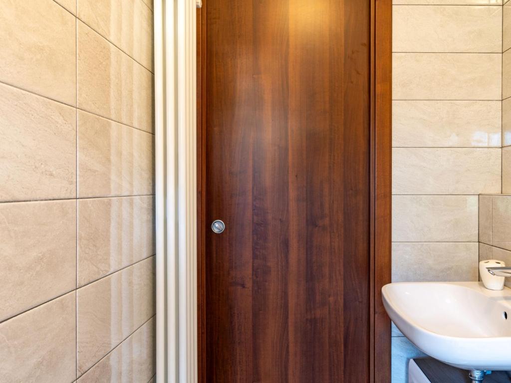 Fotografie z fotogalerie ubytování Apartment Antonio by Interhome v destinaci Bellano