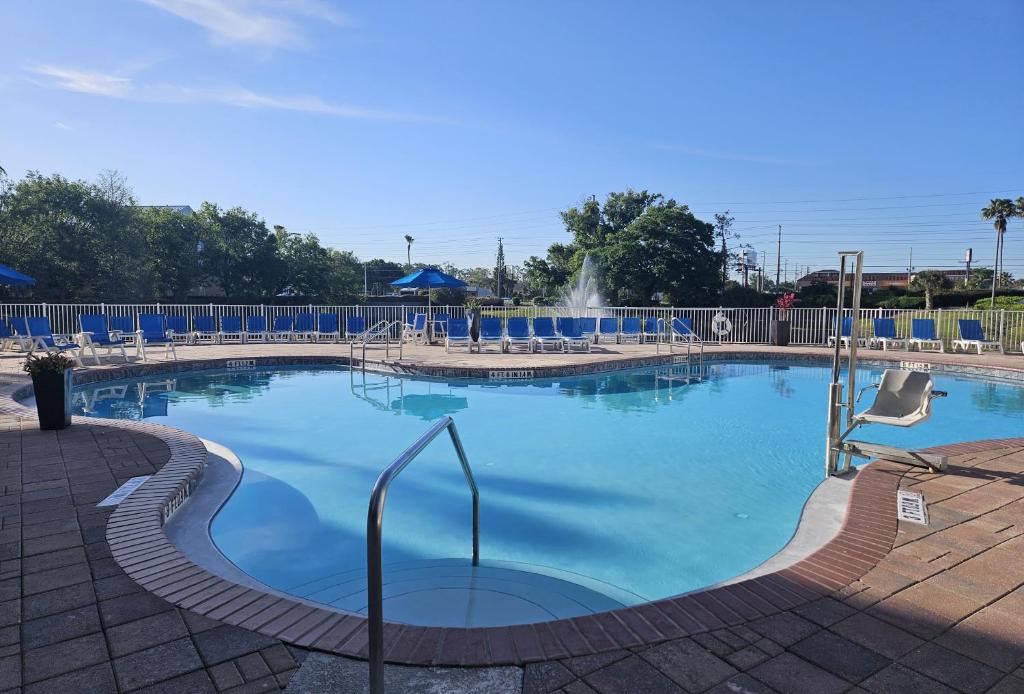 Holiday Inn Express & Suites Clermont SE - West Orlando by IHG photo