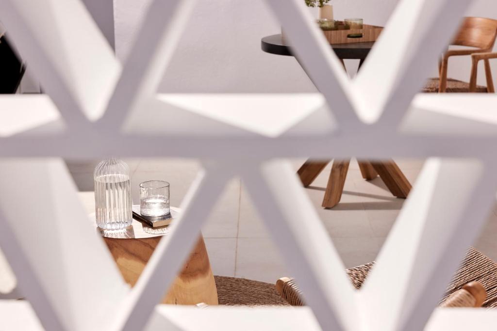 Nápoje v ubytování Enalion Suites Sifnos