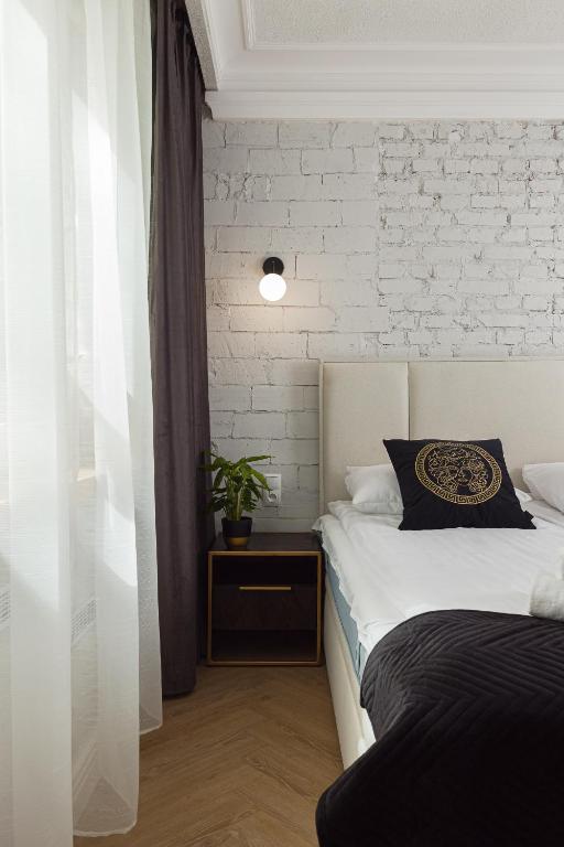 Prestige Apartments 5 - 14