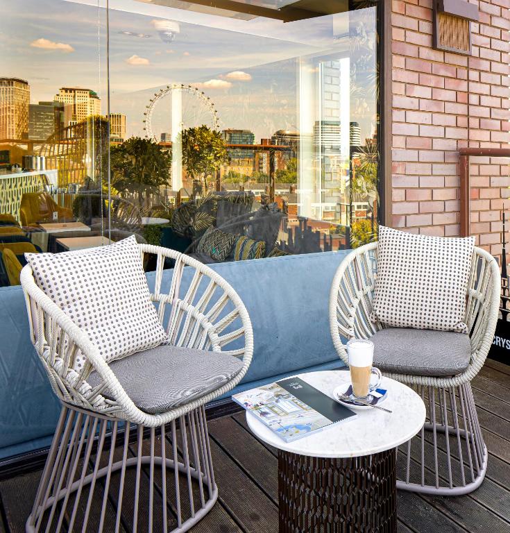 H10 London Waterloo - Resim 23