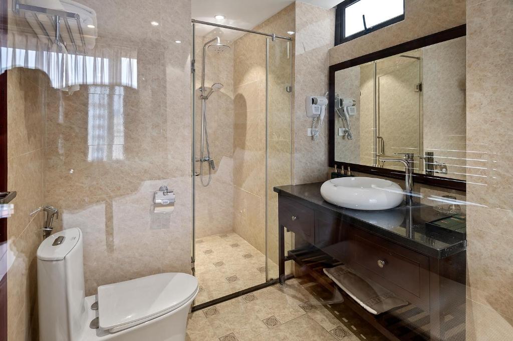 Koupelna v ubytování 22Land Residence Hotel & Spa Hanoi