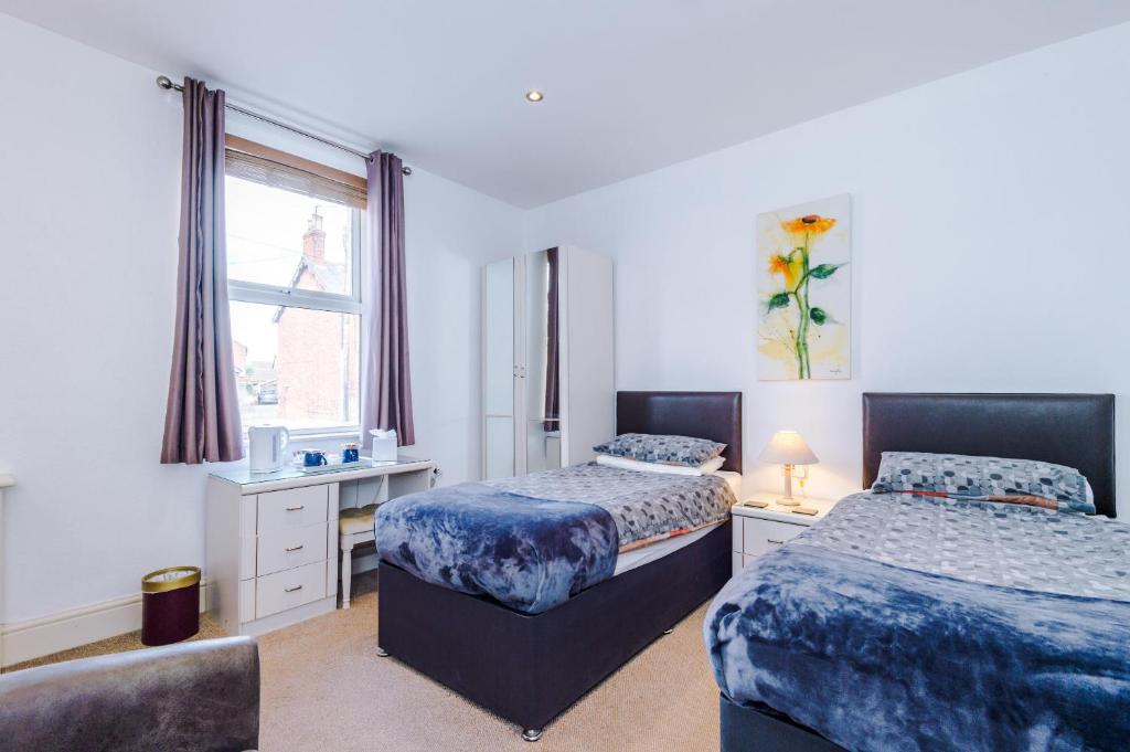 Professional Contractor's Retreat, Superfast WIFI, FREE Van Parking CCTV - Superior Twin Room