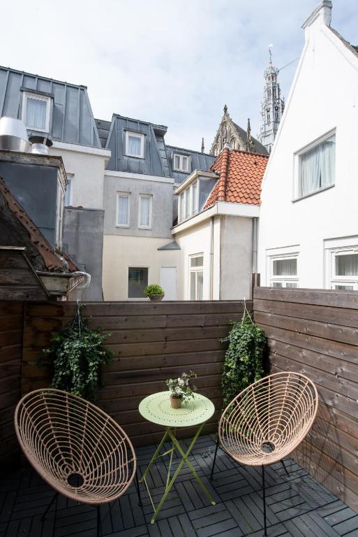 Het gebouw waarin het hotel zich bevindt