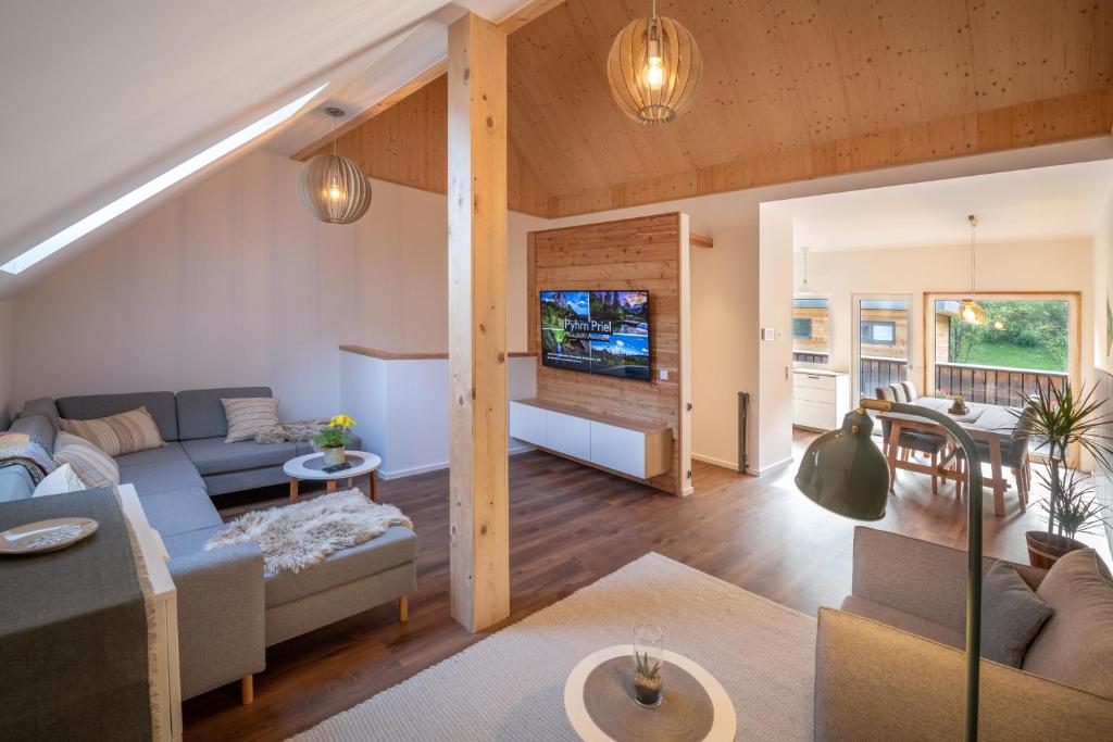 TV a/nebo společenská místnost v ubytování Ferienwohnung Spital am Pyhrn