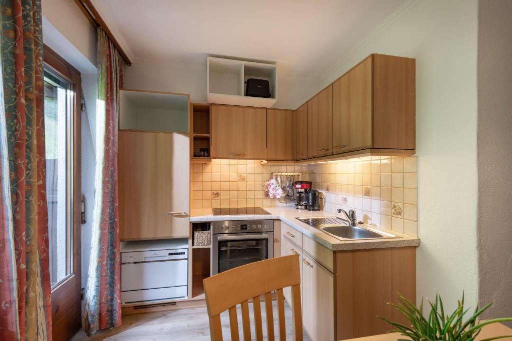 Kuchyň nebo kuchyňský kout v ubytování Ferienhaus Am Steindl "Steindlhof"