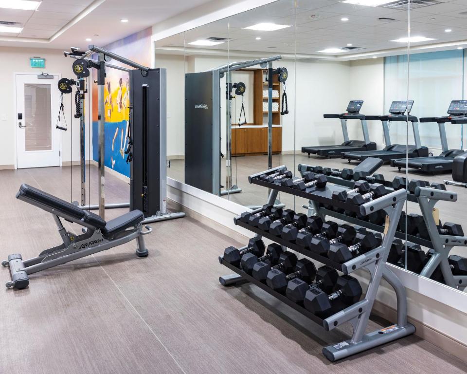 Fitness centrum a/nebo fitness zařízení v ubytování Holiday Inn Club Vacations Myrtle Beach Oceanfront