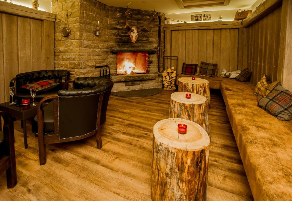 Posezení v ubytování Hotel am Hopfensee