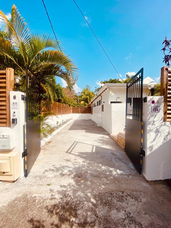 Fotografie z fotogalerie ubytování Kay Alice - Beachfront Villa v destinaci Le Carbet