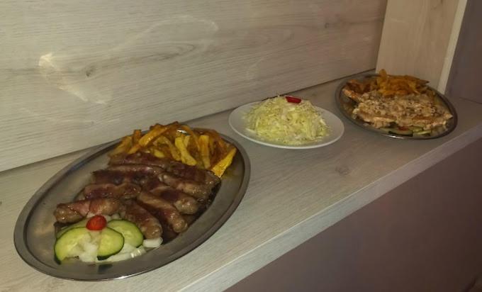 Jídlo v venkovského domu nebo okolí