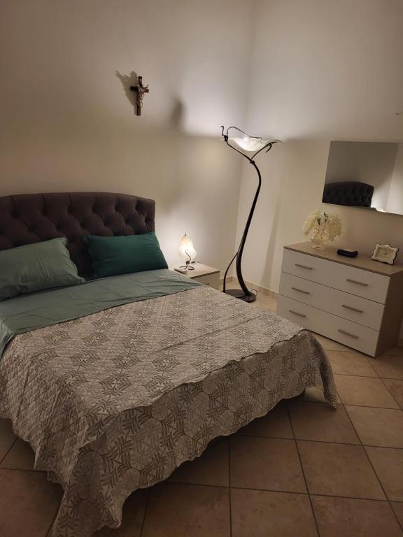Postel nebo postele na pokoji v ubytování Mikalis