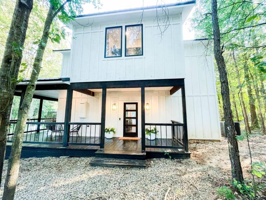 the RISER - BRAND NEW Modern Cabin in Broken Bow, Broken Bow (updated ...