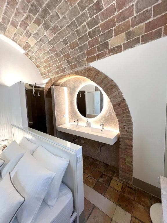 RESIDENZA ORTENSIA - Quadruple Room With Balcony