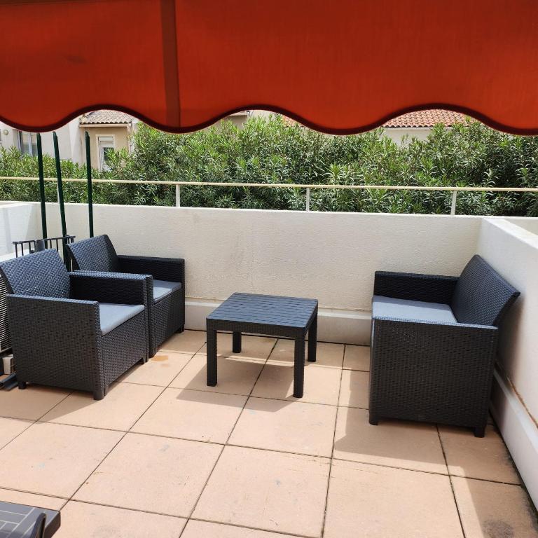 Balkón nebo terasa v ubytování studio terrasse