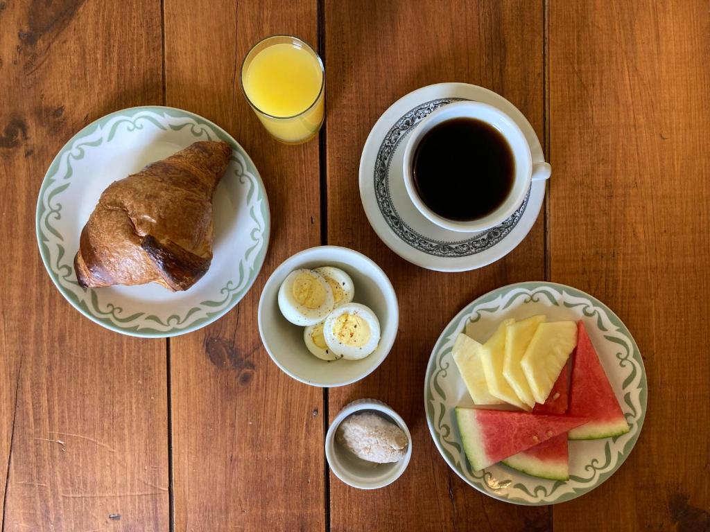 Makanan di atau berdekatan inn ini