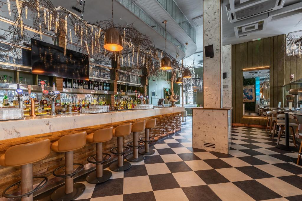 The Sir Thomas Hotel - Resim 12