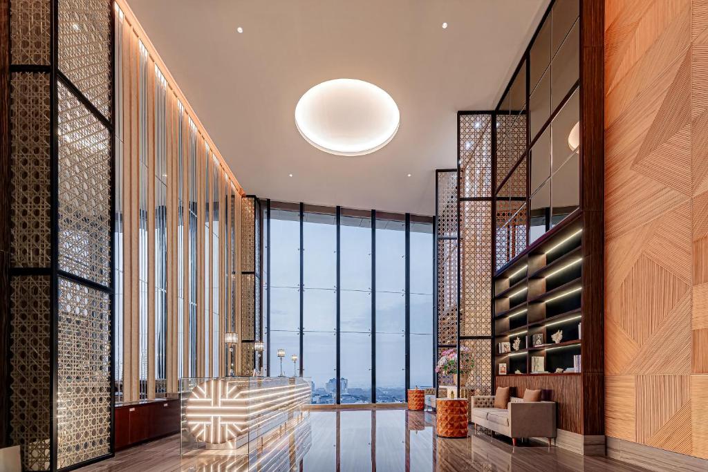Fotografie z fotogalerie ubytování Whiz Luxe Hotel Spazio Surabaya v destinaci Surabaja