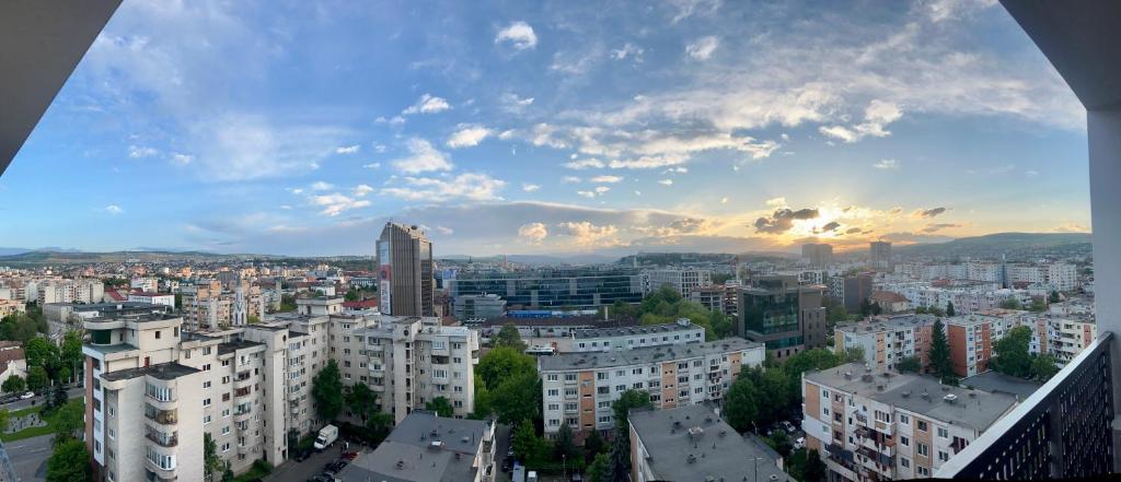 Ein allgemeiner Bergblick oder ein Berglick von der Ferienwohnung aus