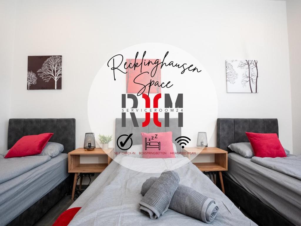 Katil atau katil-katil dalam bilik di Serviceroom24 - Space in Recklinghausen Hoch WLAN - Smart-TV - 24-7 Check-in und Küche