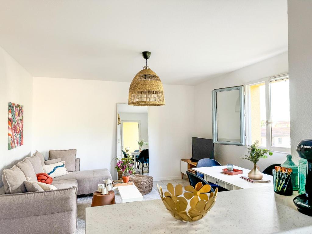 Le BLUET * entièrement équipe * tout confort - Apartamento De Una Habitación