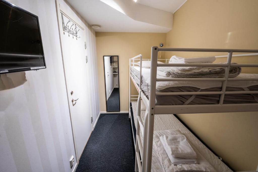 Postel nebo postele na pokoji v ubytování Stockholm Hostel