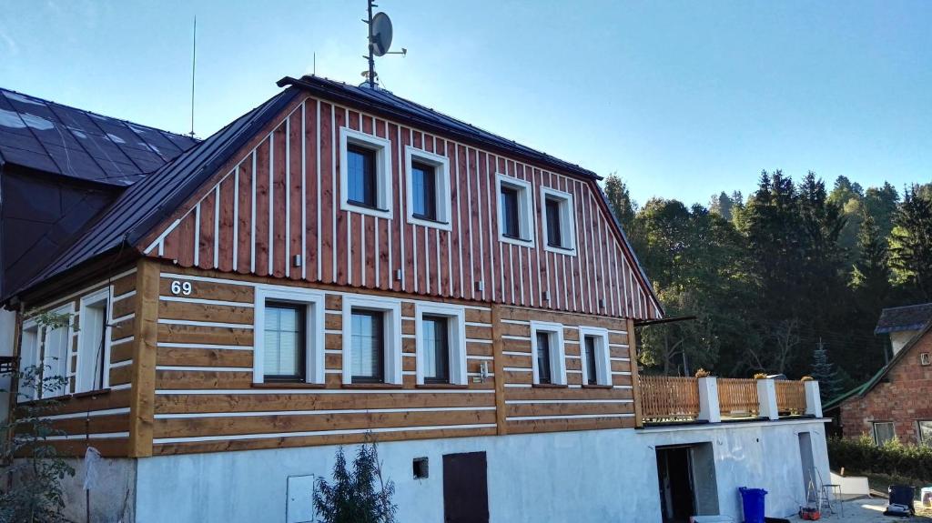 Budova, kde se penzion nachází