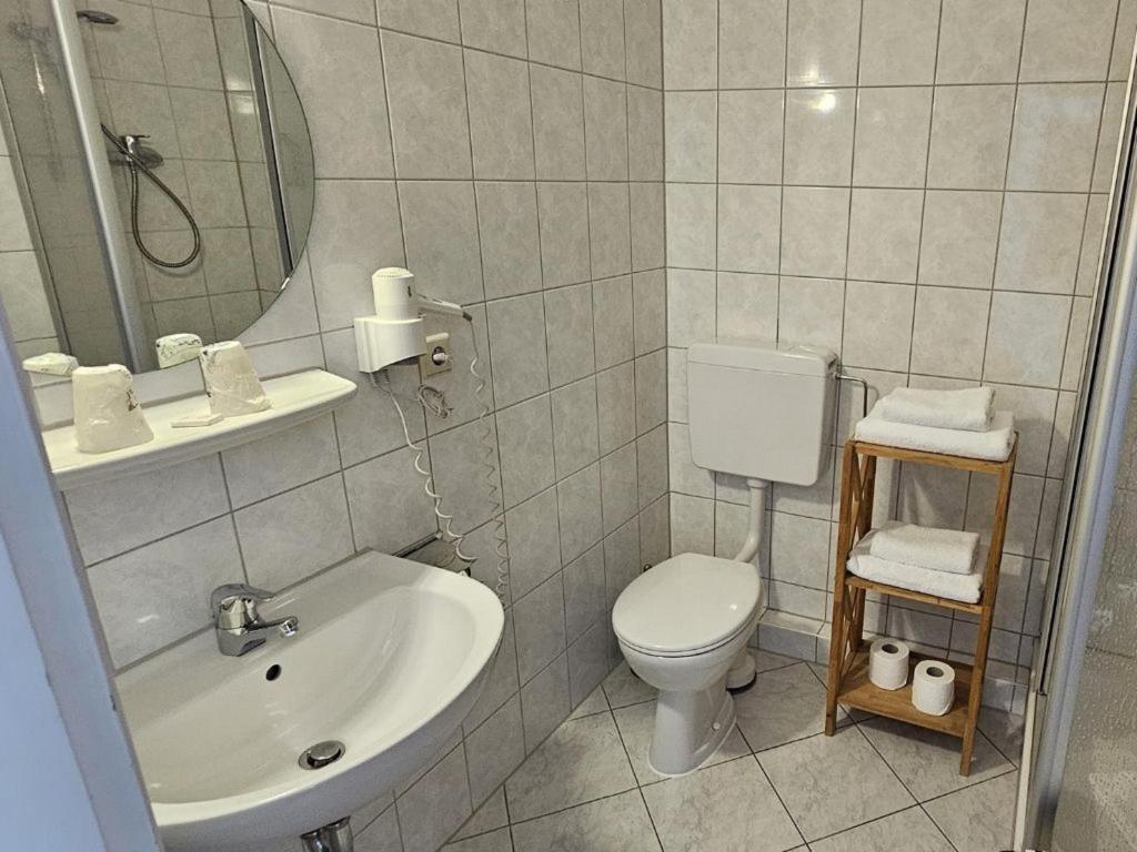 Hotel Hirsch Günzburg - 9