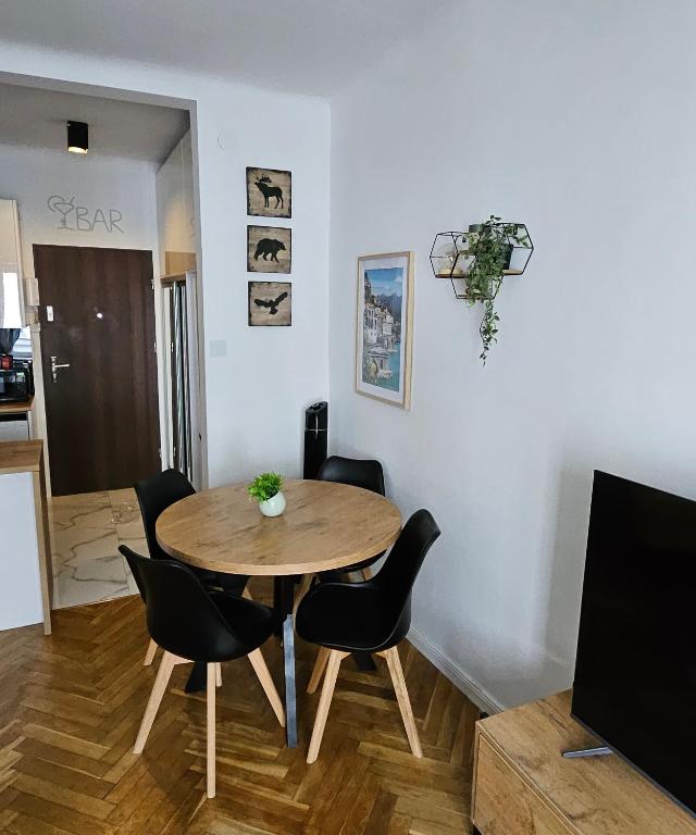 Juliana Smulikowskiego 2 - 4