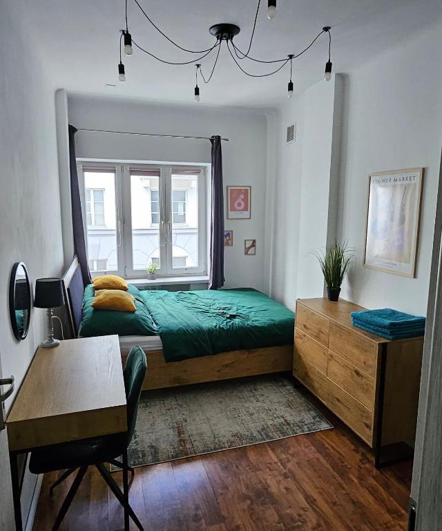 Juliana Smulikowskiego 2 - 14