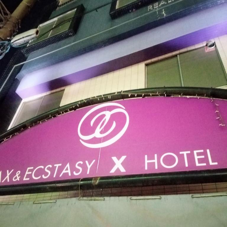 Certifikát, hodnocení, plakát nebo jiný dokument vystavený v ubytování X Hotel - Adult Only-