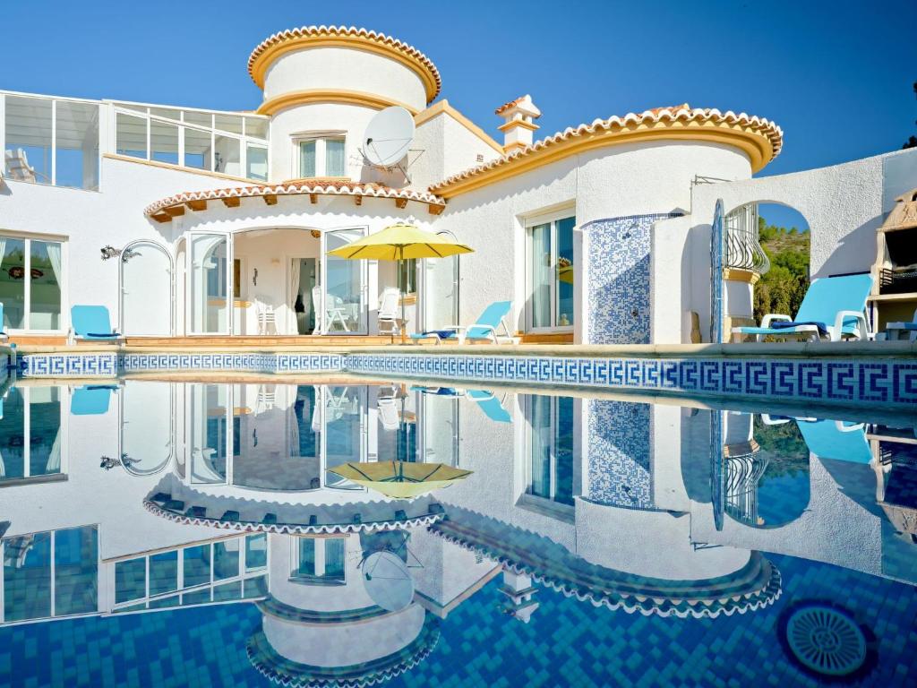 Holiday Home Casa Los Caracoles by Interhome