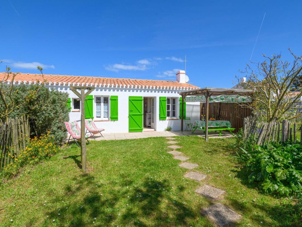 Κήπος έξω από το Holiday Home Coquelicot by Interhome