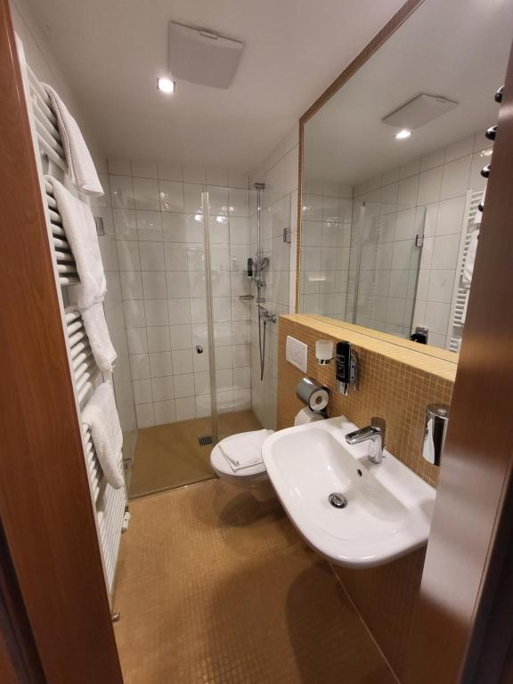 Koupelna v ubytování Hotel Lindleinsmühle