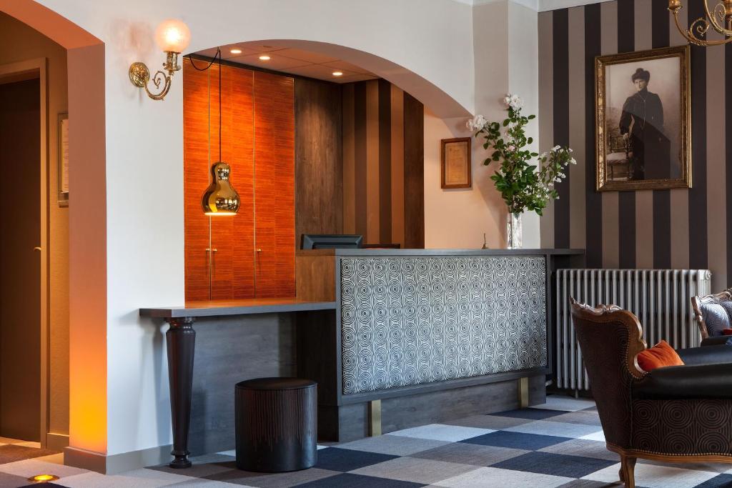 Posezení v ubytování Logis Hôtel Beauséjour Colmar