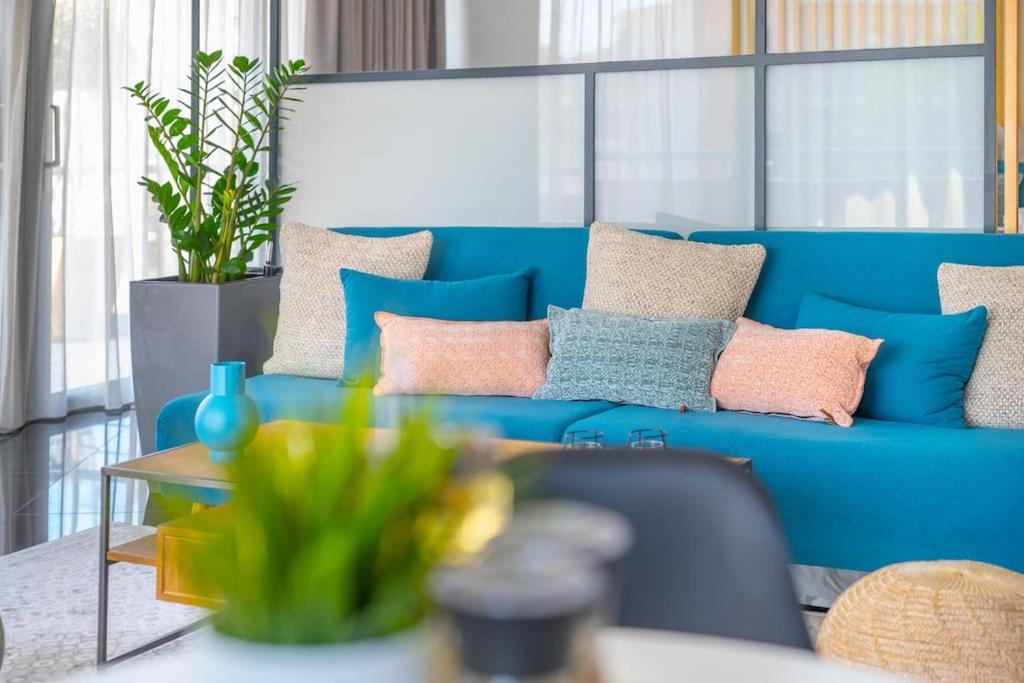 The HostMaster Roofgarden Urban Bliss